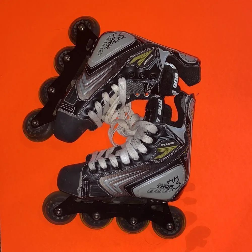 TUOR THOR 808  ROLLER HOCKEY SKATES YOUTH SIZE 2.0 EU 34